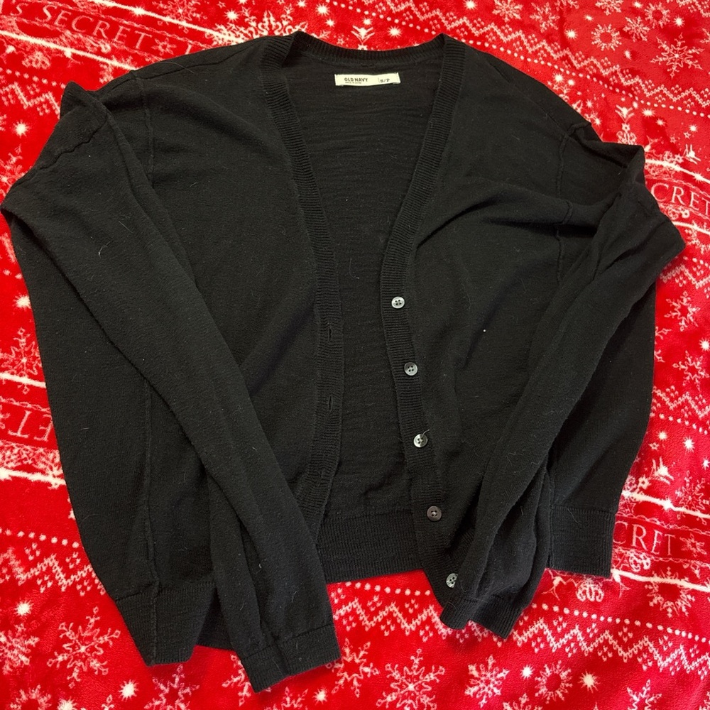 Selling Old Navy cardigan in a size S/P the color is black
